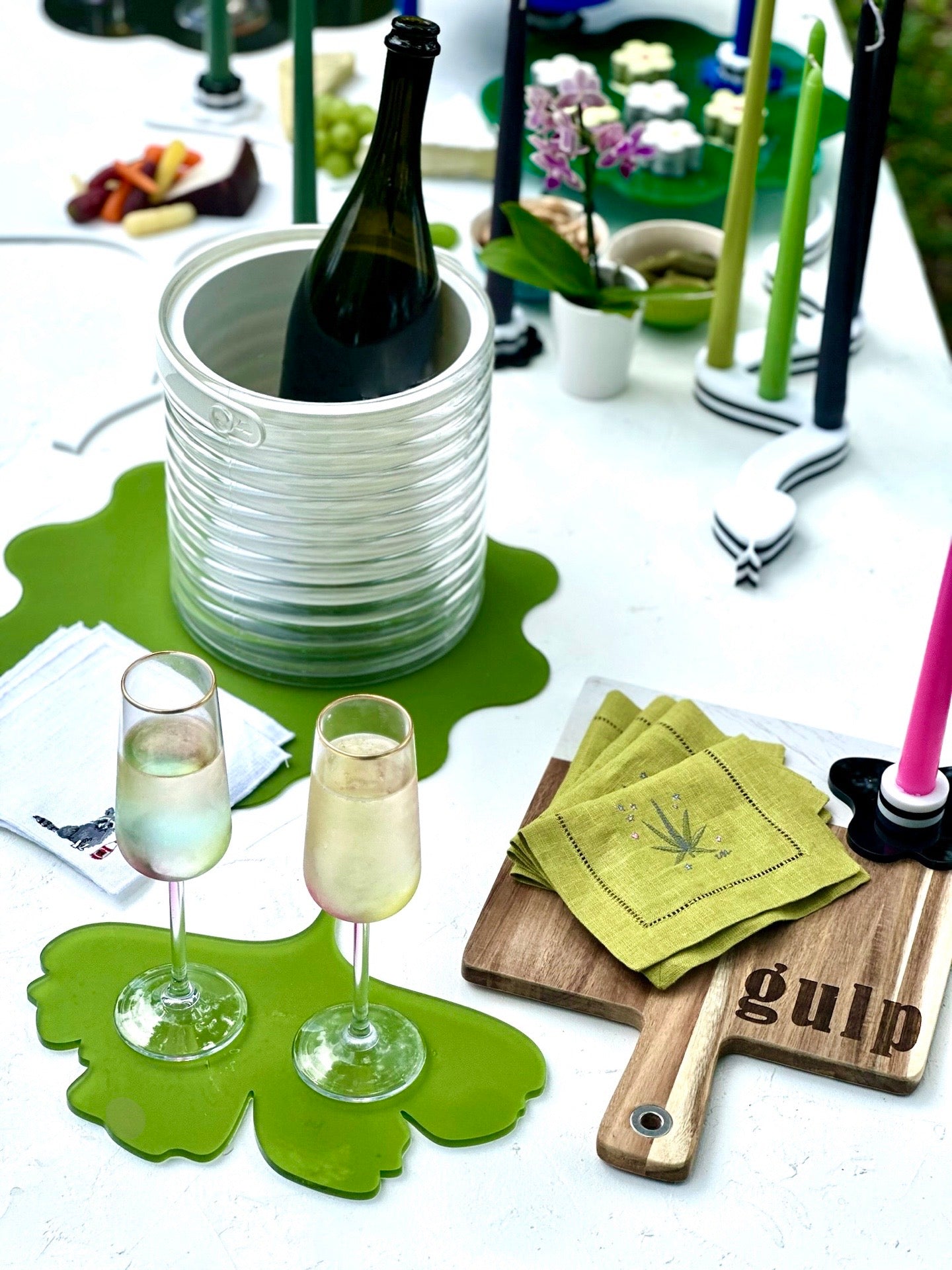 PUDDLE CANDLESTICK HOLDER